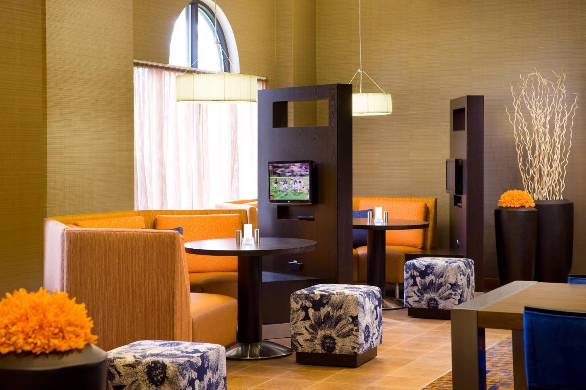 Courtyard By Marriott Newark Silicon Valley Exterior foto
